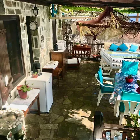 Daenerys In Agios Ioannis Papa Nero Agios Ioannis (Thessaly)