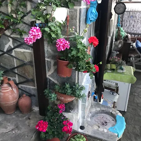 Daenerys In Agios Ioannis Papa Nero Ferienhaus