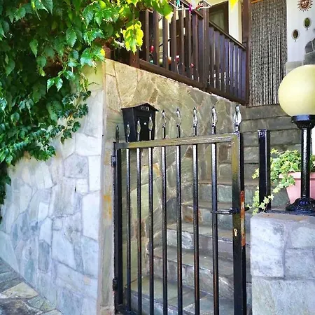 Casa vacanze Daenerys In Agios Ioannis Papa Nero