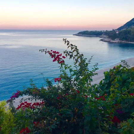 Ferienhaus Daenerys In Agios Ioannis Papa Nero *