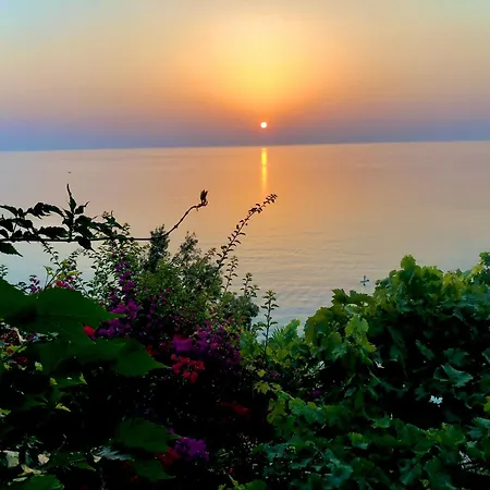 Casa vacanze Daenerys In Agios Ioannis Papa Nero