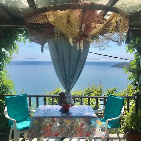 Daenerys In Agios Ioannis Papa Nero *