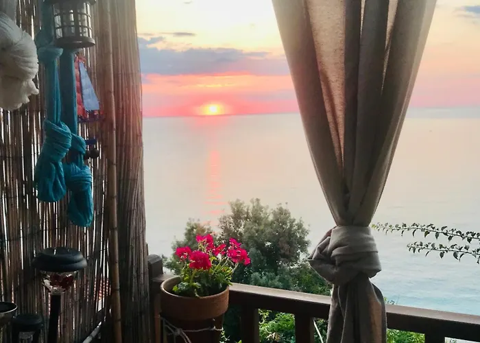 Daenerys In Agios Ioannis Papa Nero